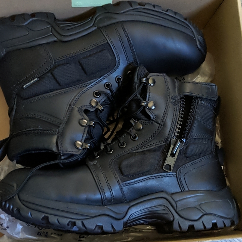Side Zip Waterproof Boot
